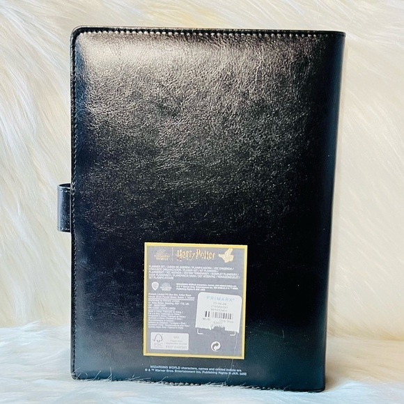 Harry Potter Undated Planner - Picture 2 of 8